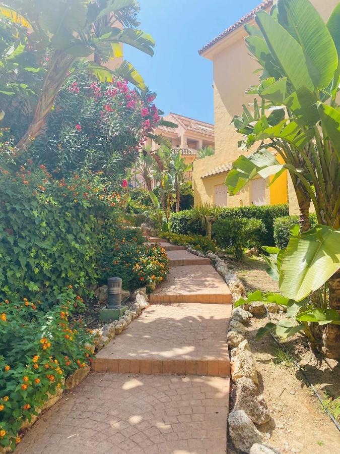 מנילבה Duquesa Village מראה חיצוני תמונה